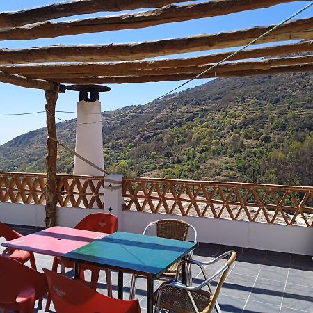 Casa Los Trillizos Пампанейра Екстер'єр фото