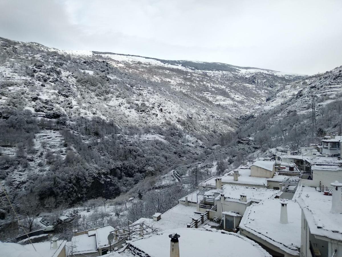 Casa Los Trillizos Пампанейра Екстер'єр фото