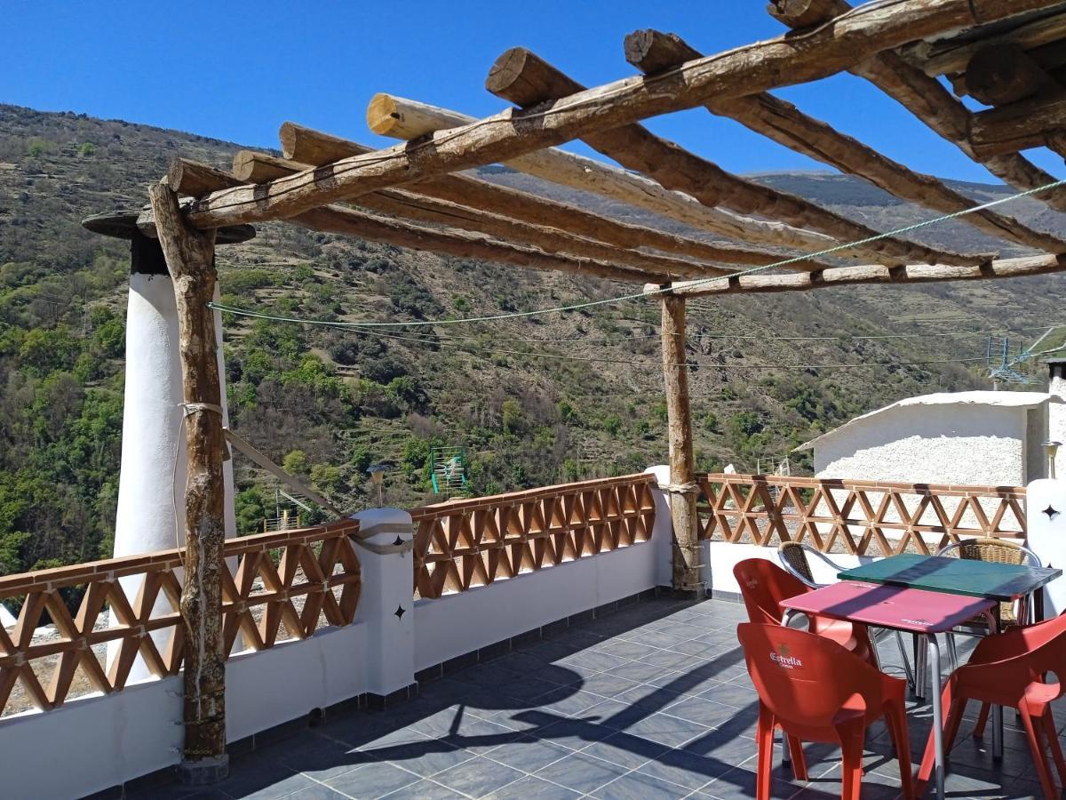 Casa Los Trillizos Пампанейра Екстер'єр фото